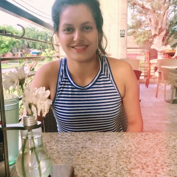 Meet your Posher, Ayushee - Picture 1 of 1